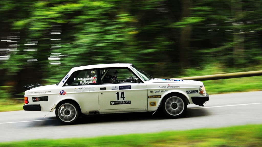 Heino Mejer på vej mod målstregen på toppen af Munkebjergbakken, som vindere af Munkebjerg Hillclimb 2021
(Foto: rallypics.dk / Viggo Johansen)